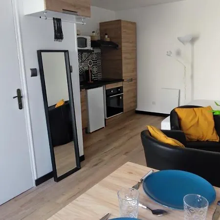 **Studio Holidays** Centre Ville 20 M2 Chalons-en-Champagne Exterior photo