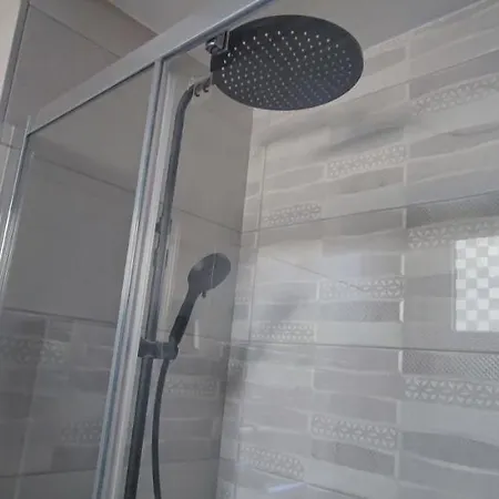 **Studio Holidays** Centre Ville 20 M2 Chalons-en-Champagne Exterior photo